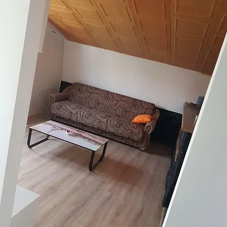 Lily's Place Apartmán